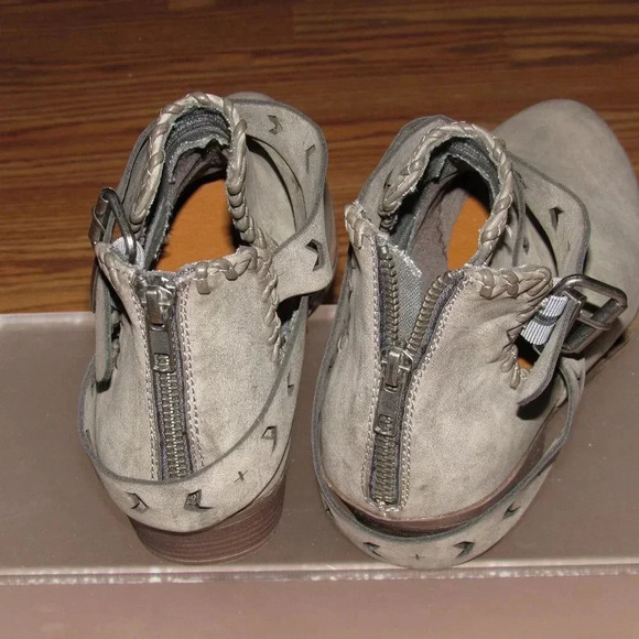 RAMPAGE Tiara Gray Ankle Booties Size 9 - Picture 4 of 6